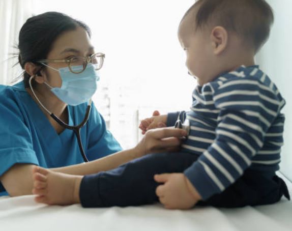 5 dahilan kung bakit kailangan ng pediatrician sa check up ng Baby